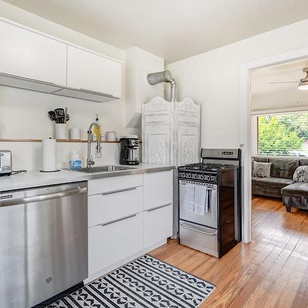 Vintage Tiny House Cute 1Bdrm Big Appeal Villa Colorado Springs Exterior foto