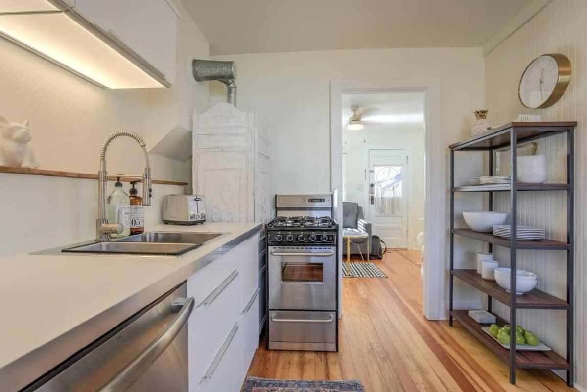Vintage Tiny House Cute 1Bdrm Big Appeal Villa Colorado Springs Exterior foto